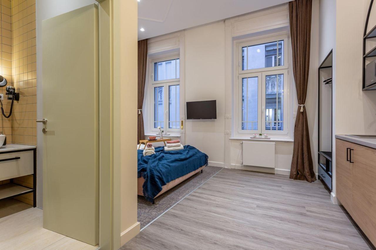 Standard Apartment