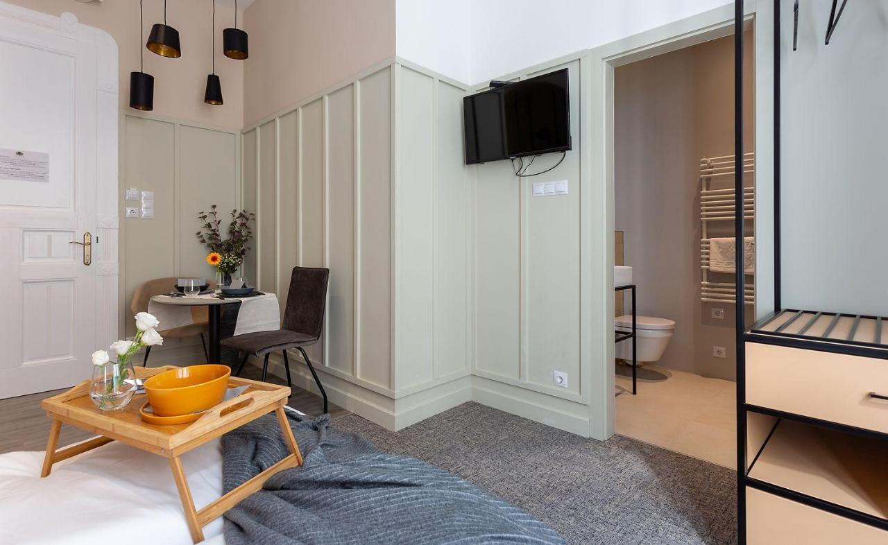 Standard Apartment