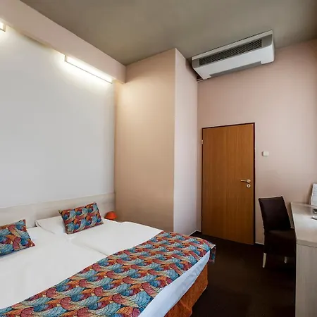 Star Hotel By Mellow Mood Hotels-3